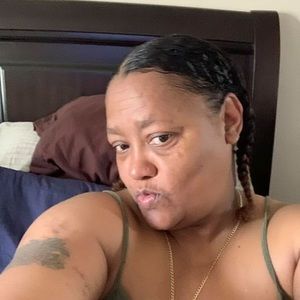 Meet your Posher, Marline